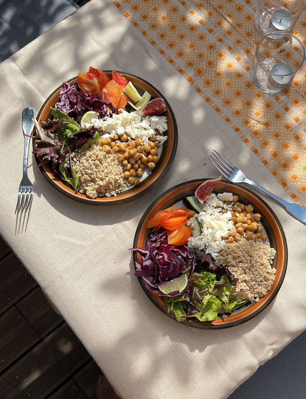 Quinoabowl, Fräsch mättande bowl fylld av protein