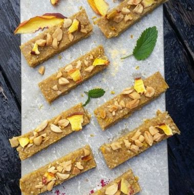 Mangobars, Recept på veganska proteinbars med jordnötssmör, havregryn och havreproteinpulver